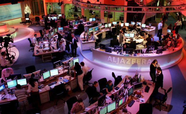 Σε μαζικές απολύσεις προχωρά το δίκτυο Al Jazeera