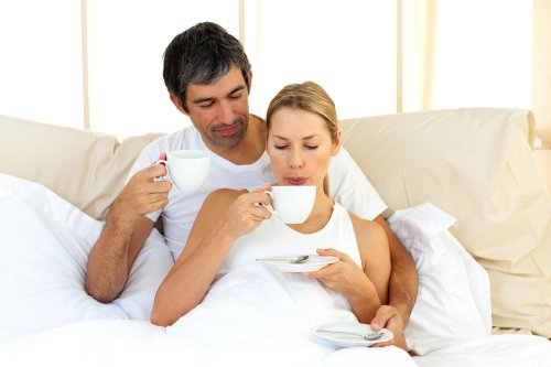 Η υπερκατανάλωση καφεΐνης από το ζευγάρι αυξάνει τον κίνδυνο αποβολής