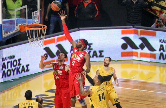 Ξανά πρώτος ο Ολυμπιακός με «διπλό» επί του Άρη