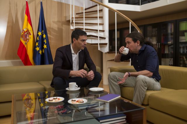 Νέα αρχή κάνουν PSOE-Podemos για να αποφύγουν την κάλπη