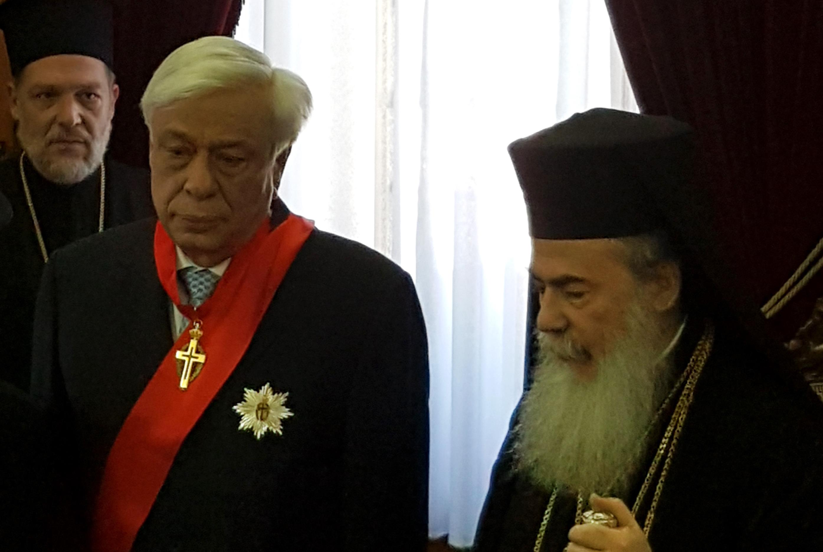 Παυλόπουλος: Η ΕΕ πρέπει να περιβάλλει με αλληλεγγύη τους πρόσφυγες