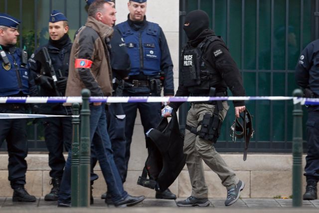 Έκδοση στην Γαλλία για τον εγκέφαλο των επιθέσεων στο Παρίσι, Αμπντεσλάμ