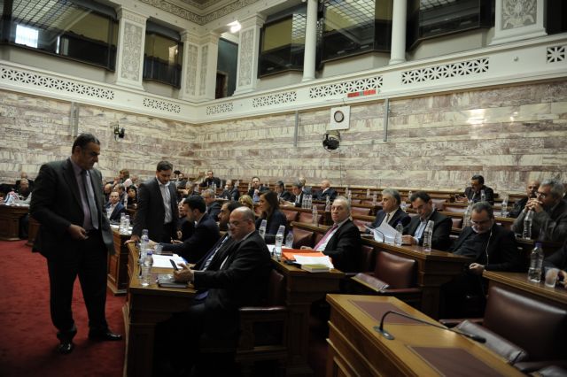 Ψηφίστηκε επί της αρχής το νομοσχέδιο για το προσφυγικό