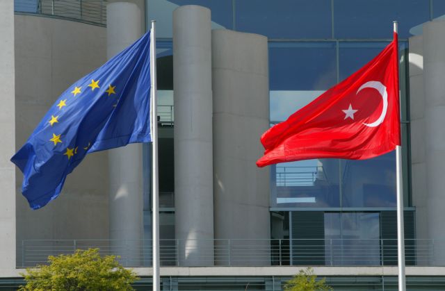 Επιστρέφει στην Ευρωβουλή η Τουρκία την έκθεση λόγω Αρμενικού