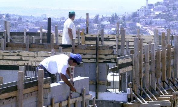 Κακό ποδαρικό έκανε το 2016 στην οικοδομή