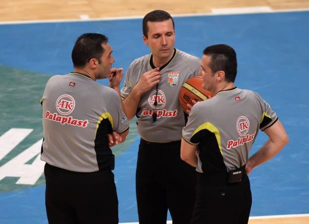 Με χρήση του βίντεο οι δύσκολες αποφάσεις των ρέφερι στα πλέι οφ