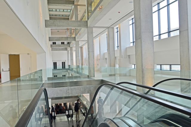 ΕΜΣΤ: Αναβάλλεται το άνοιγμα μετά την παραίτηση Φαμπρ