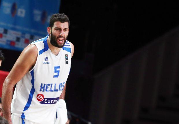 Μπουρούσης: «Θεωρώ ότι μπορώ να βοηθήσω την Εθνική για ακόμη ένα καλοκαίρι»