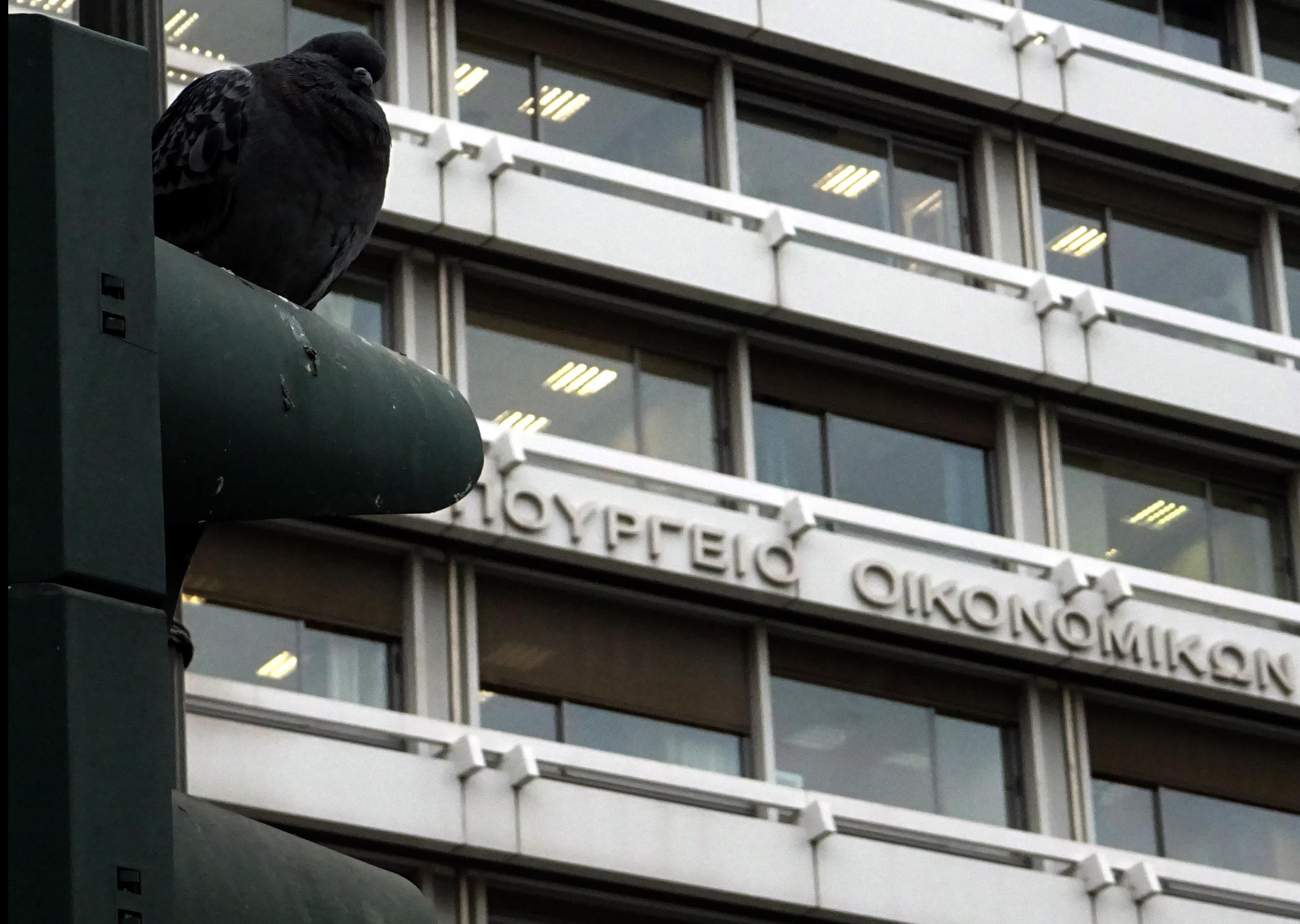 Οικονομικό επιτελείο και Γ.Κατρούγκαλος ενημερώνουν για τη διαπραγμάτευση