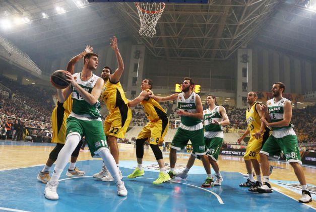 Στην Πάτρα ο Ολυμπιακός, την ΑΕΚ υποδέχεται ο Παναθηναϊκός