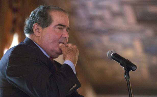 Νομική Σχολή στη μνήμη δικαστή; Ναι, αλλά προσοχή στα αρχικά