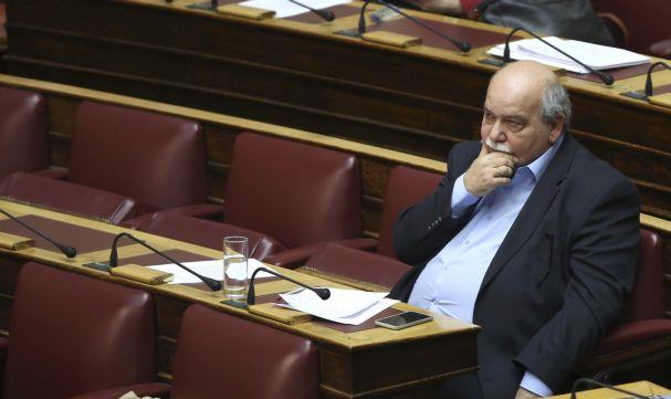 Στις επιτροπές ο νέος κώδικας δεοντολογίας των βουλευτών