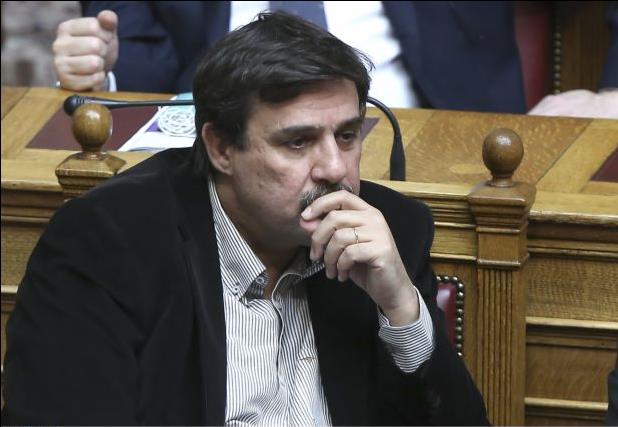 Ξανθός: Απειλή για τη βιωσιμότητα του ΕΣΥ η μετανάστευση των επιστημόνων