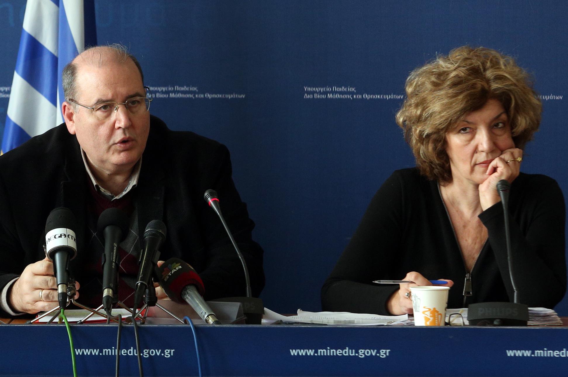 Αναγνωστοπούλου: Υπέρ της βάσης του 10 για τα ΑΕΙ και ΤΕΙ