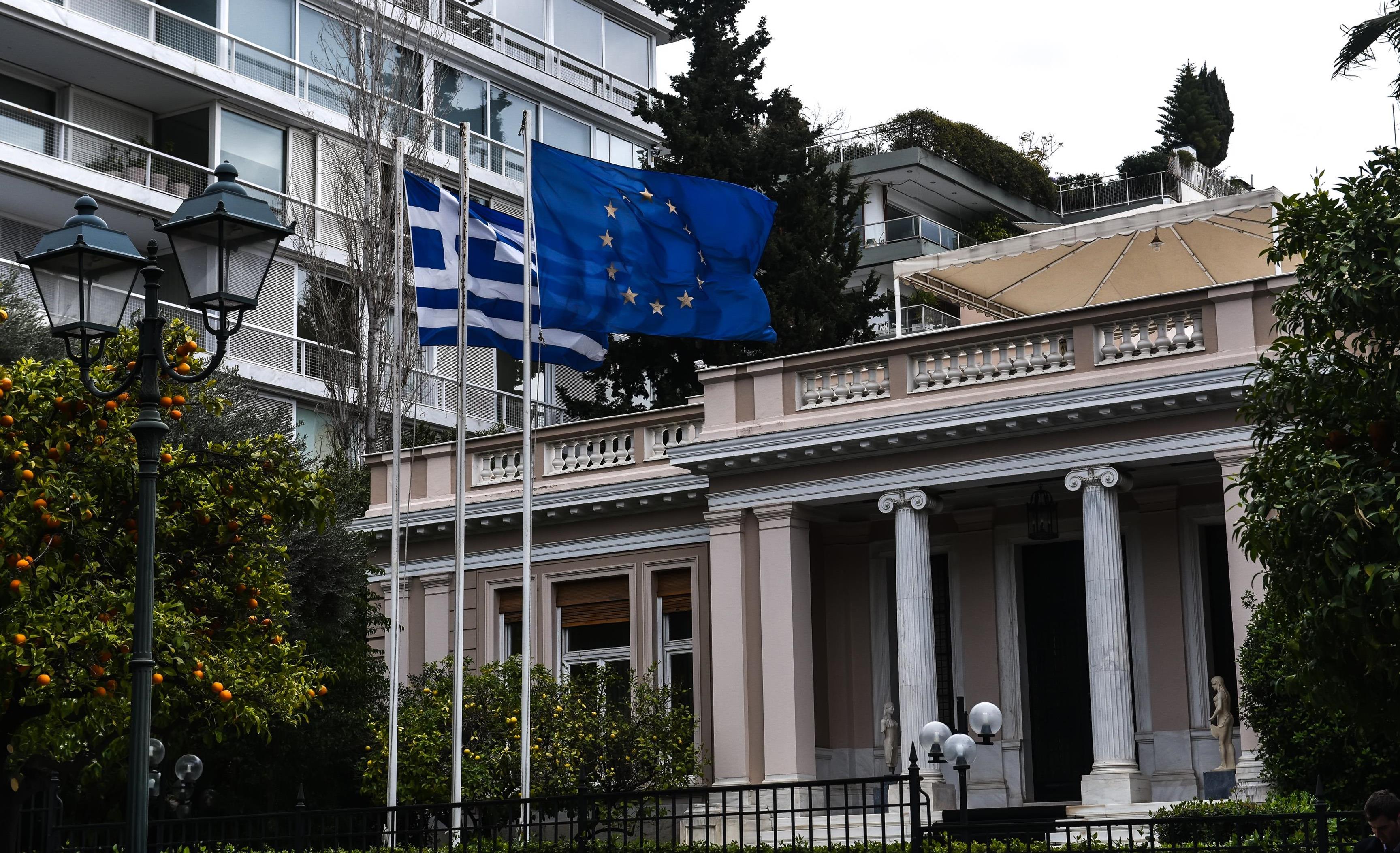 Κυβερνητικές πηγές: Ακραίες θατσερικές θέσεις από τον Κυρ.Μητσοτάκη
