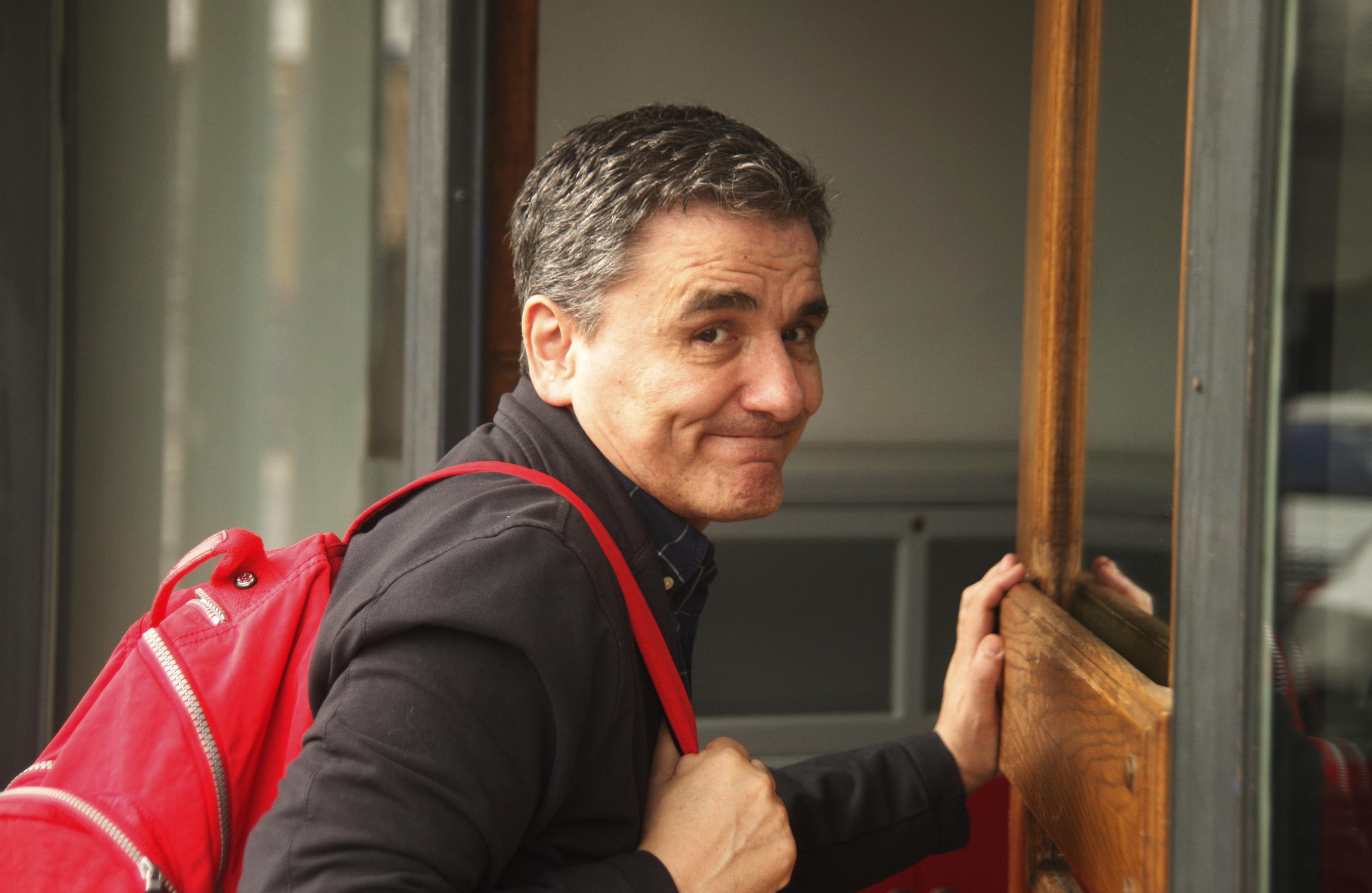 Πακέτο μέτρων 1,8 δισ. ευρώ παρουσιάζει στους θεσμούς η Αθήνα