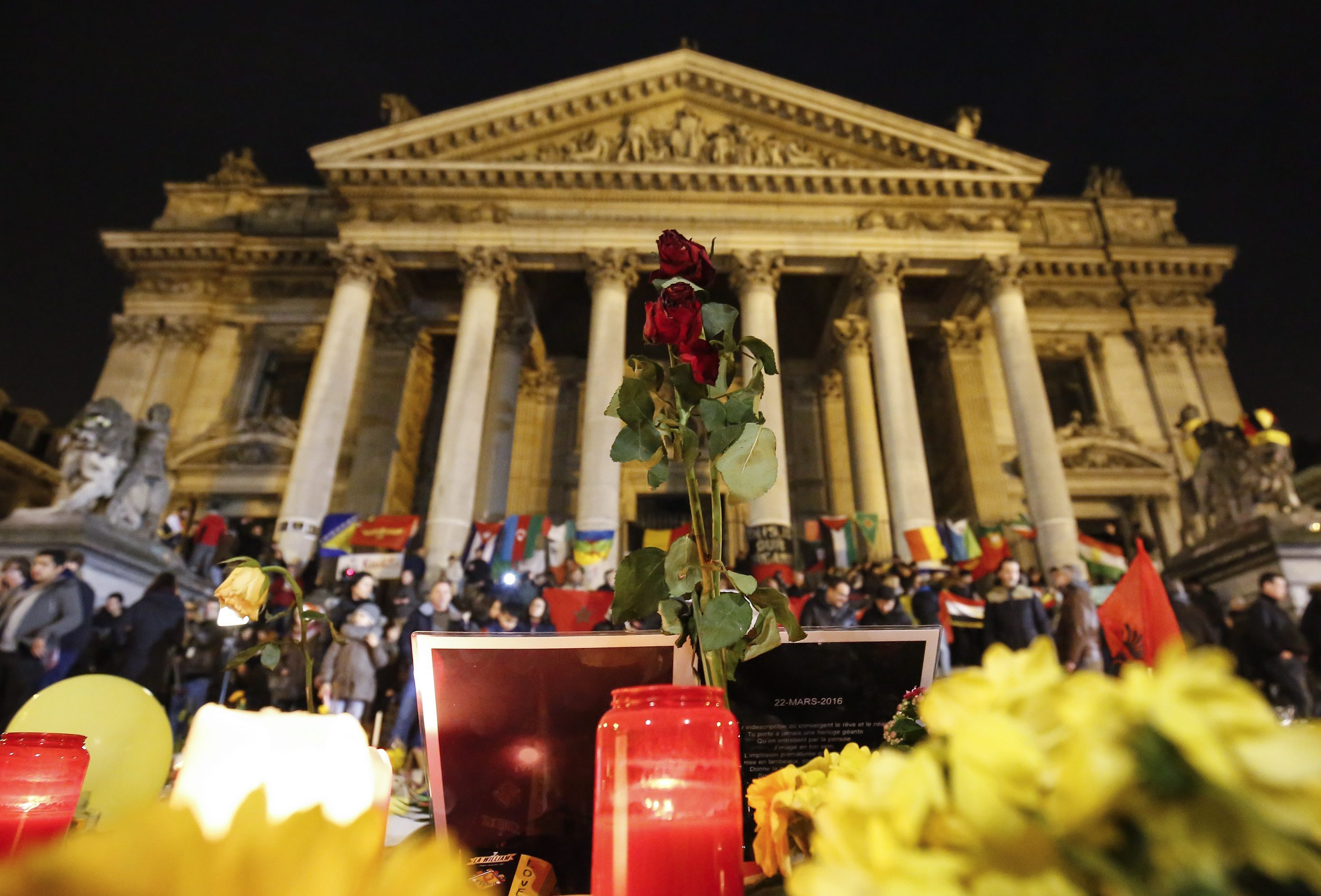 Οι μισοί Βέλγοι θέλουν κλείσιμο συνόρων μετά τις επιθέσεις