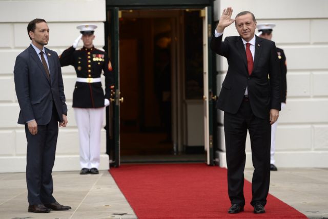 Συνομιλία «εξπρές» Ομπάμα-Ερντογάν, στο επίκεντρο ασφάλεια και ISIS