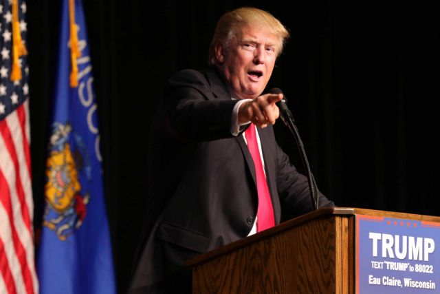 Τραμπ: «Το ΝΑΤΟ έχει περιπέσει σε αχρηστία»