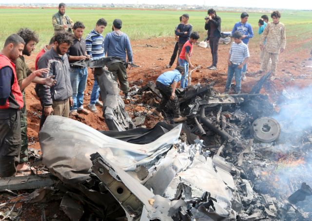 Μαχητικό καταρρίφθηκε στη Συρία, «κρατά» τον πιλότο το Μέτωπο Αλ-Νόσρα