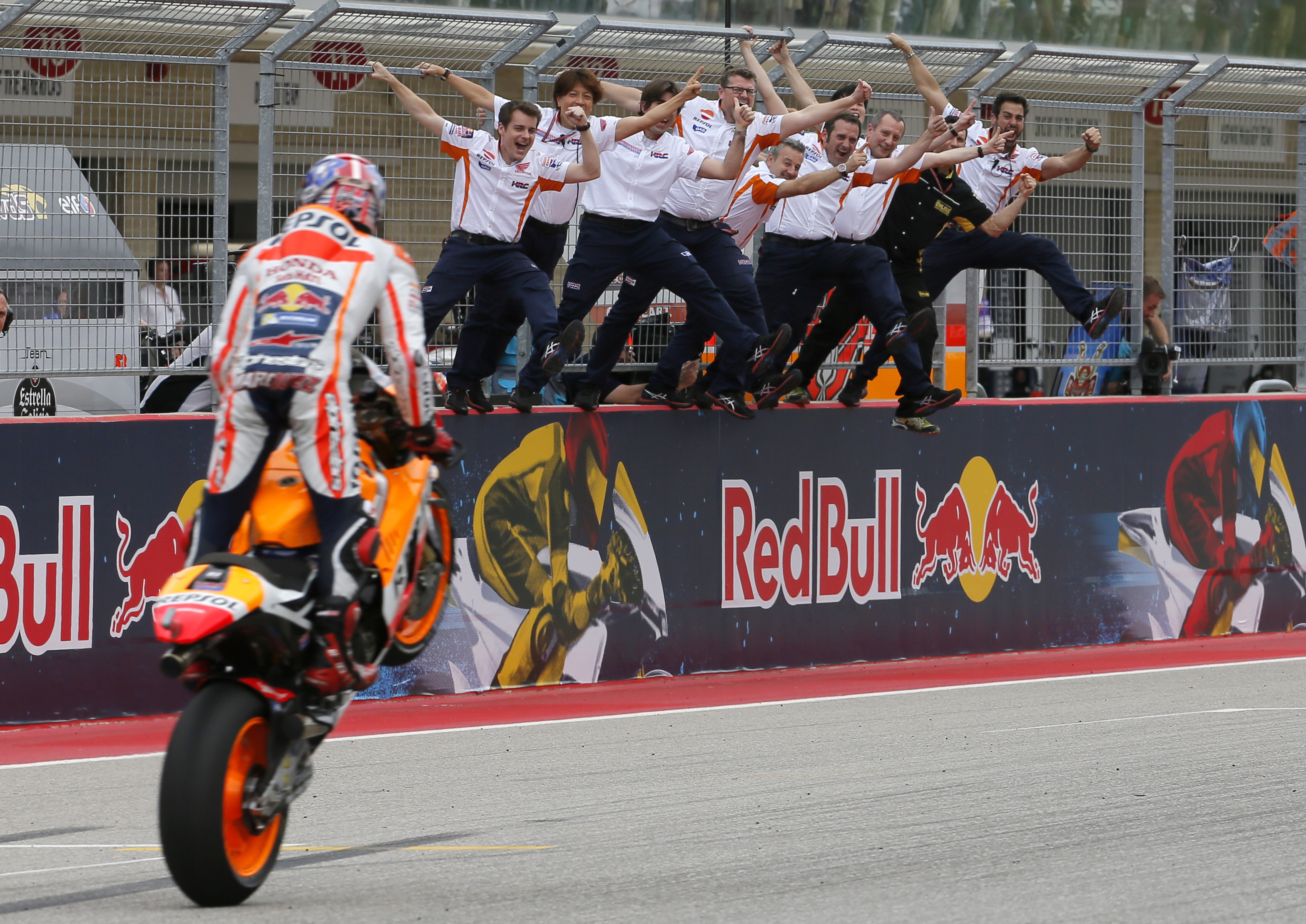 MotoGP – Austin 2016: Άνετη νίκη για Marquez, πτώση για Rossi