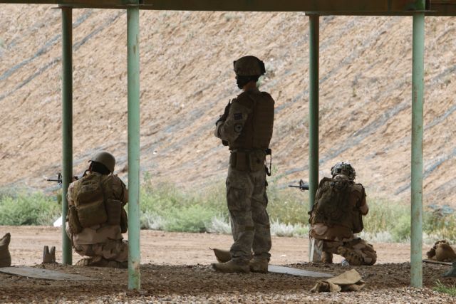 Ελλείψεις σε τρόφιμα και στην πολιορκημένη Φαλούτζα του Ιράκ