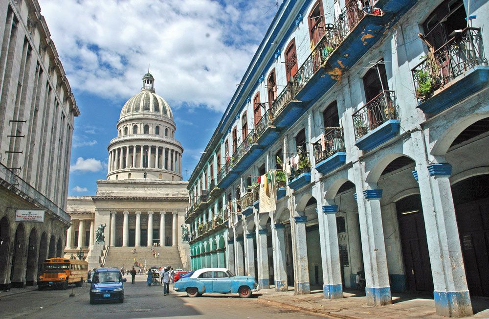 Το in.gr και ο Μίμης Ανδρουλάκης σάς προσκαλούν σε ένα «Ταξίδι μέλιτος»!