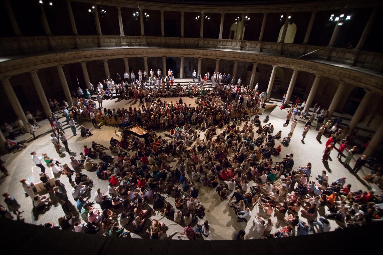 «Human Requiem»: Ύμνος στη ζωή και την αλληλεγγύη στη σκηνή του ΜΜΑ