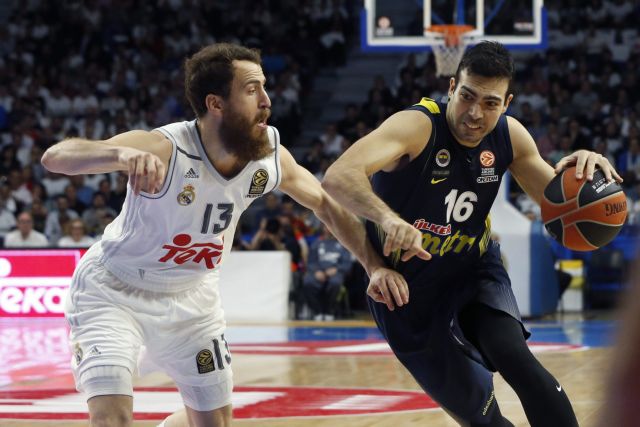 Η «Φενέρ» των Ζοτς και Σλούκα στο Final-4, 2-1 η Μπάρτσα την Κουμπάν