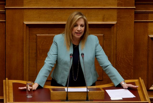 ΠΑΣΟΚ: Άτακτη υποχώρηση έγινε η «περήφανη διαπραγμάτευση»