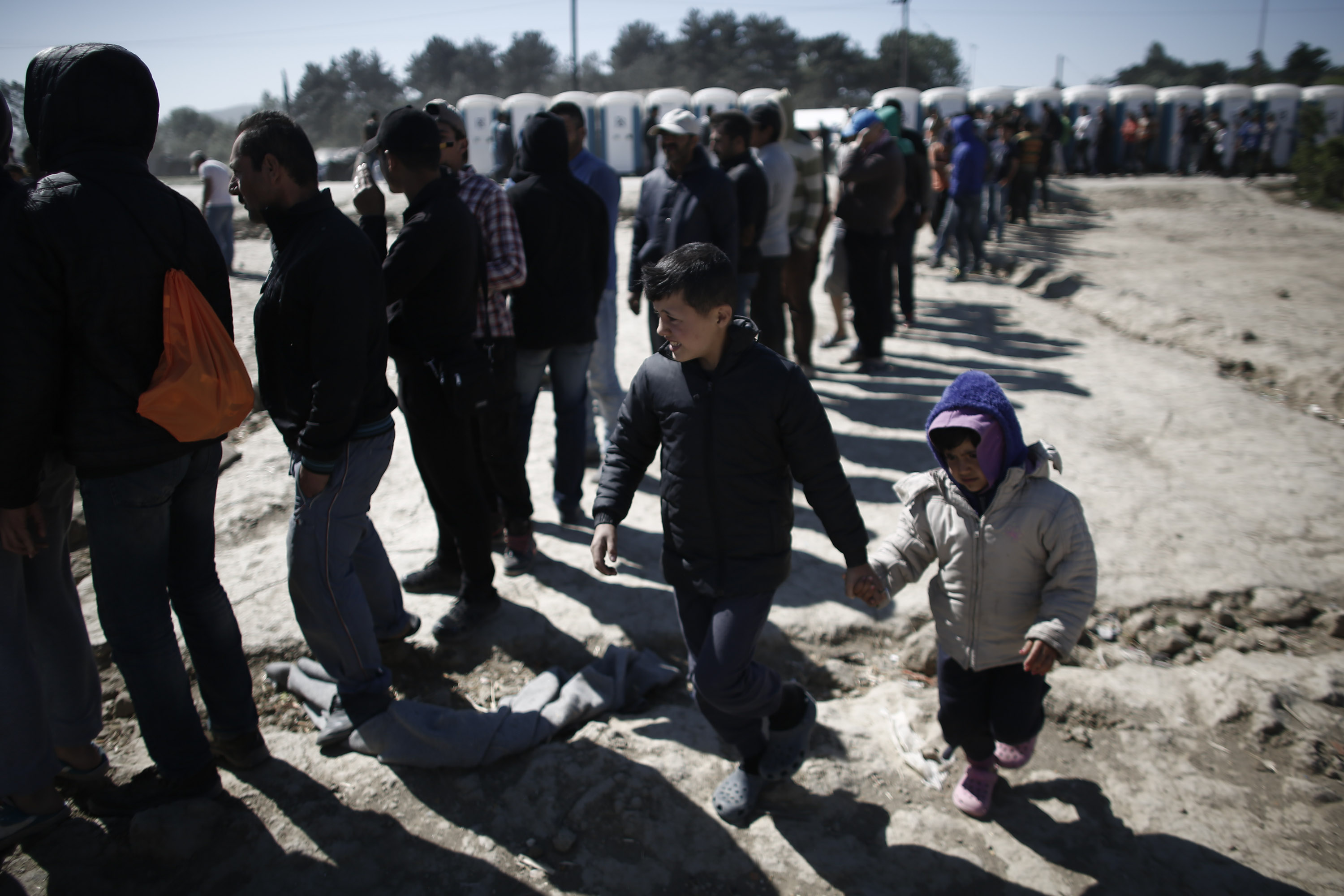 Συμπλοκές μεταξύ προσφύγων σε Ειδομένη και Δράμα