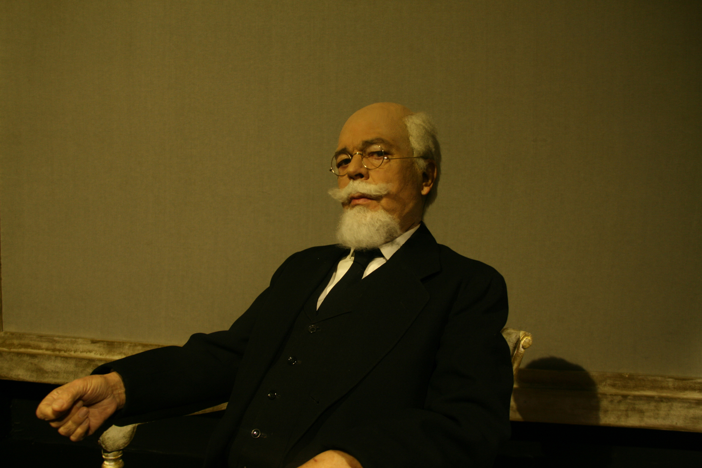 Τον «Ελευθέριο Βενιζέλο» θα υποδυθεί ο Γιάννης Μόρτζος – Περιοδεία