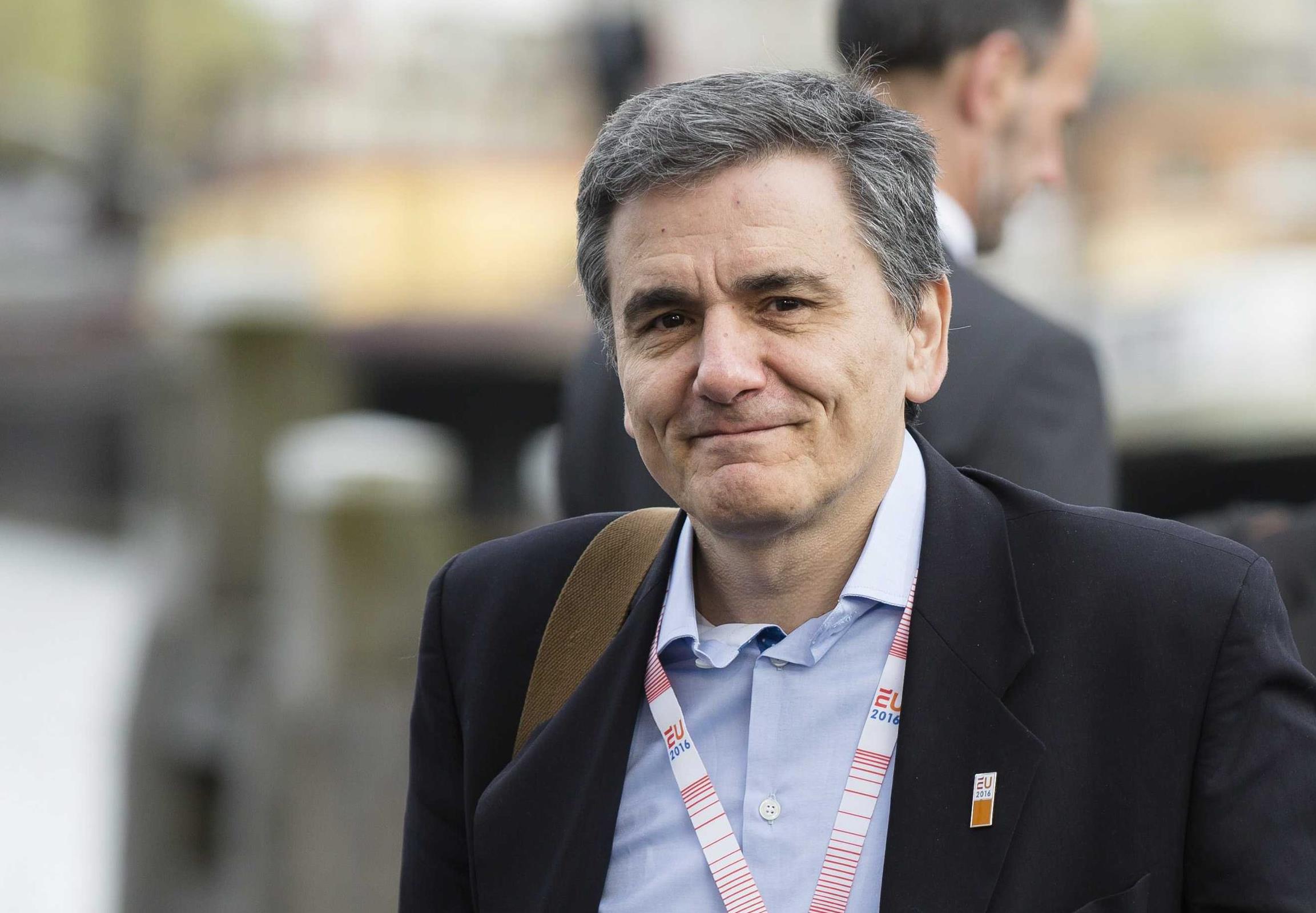 Τσακαλώτος: «Όχι» σε υποθετικά μέτρα, συζητάμε μηχανισμό δέσμευσης