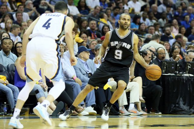 Μία νίκη μακριά από την πρόκριση Σπερς και Καβαλίερς