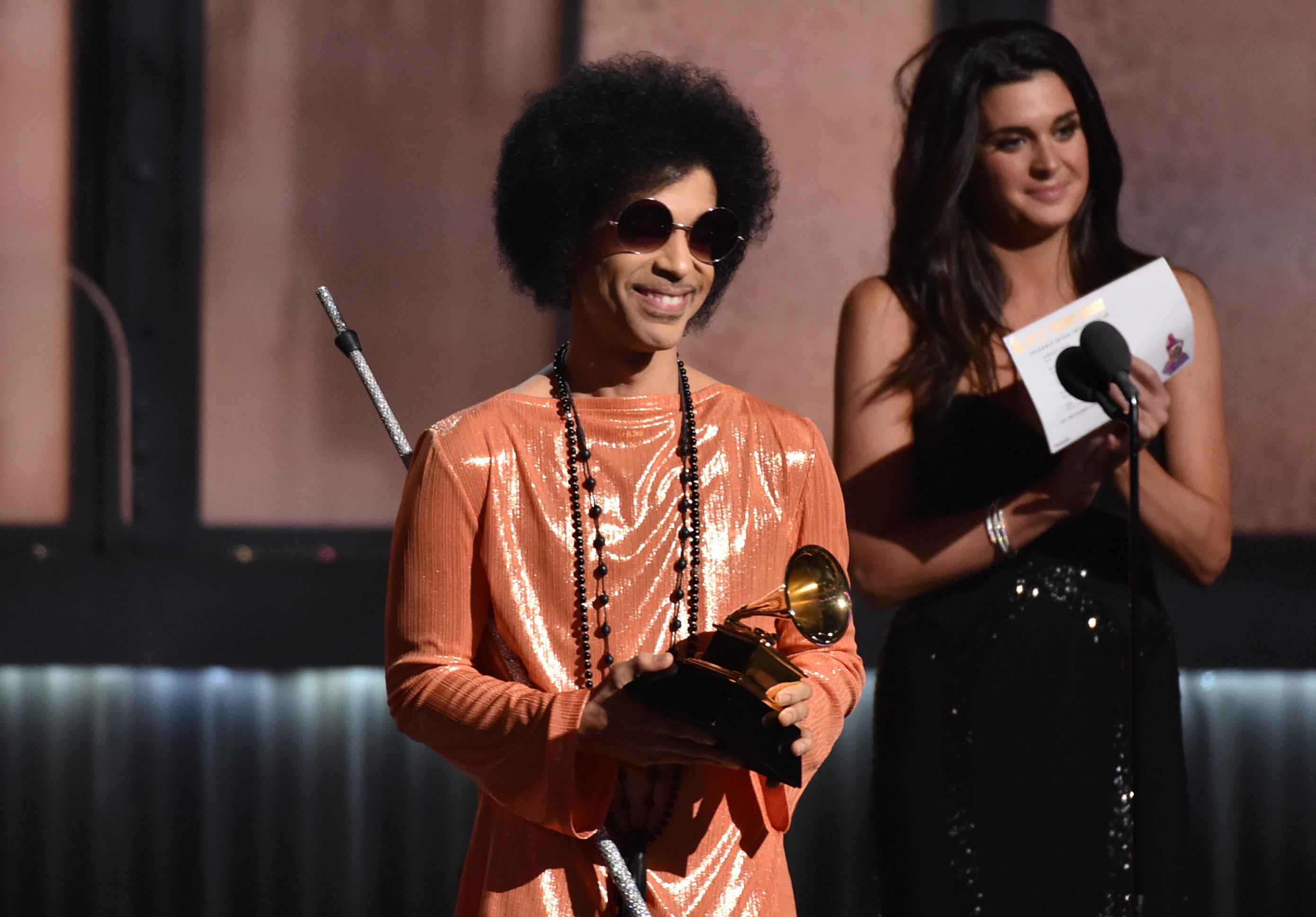 O Prince «είχε μαζί του οπιοειδή» όταν πέθανε