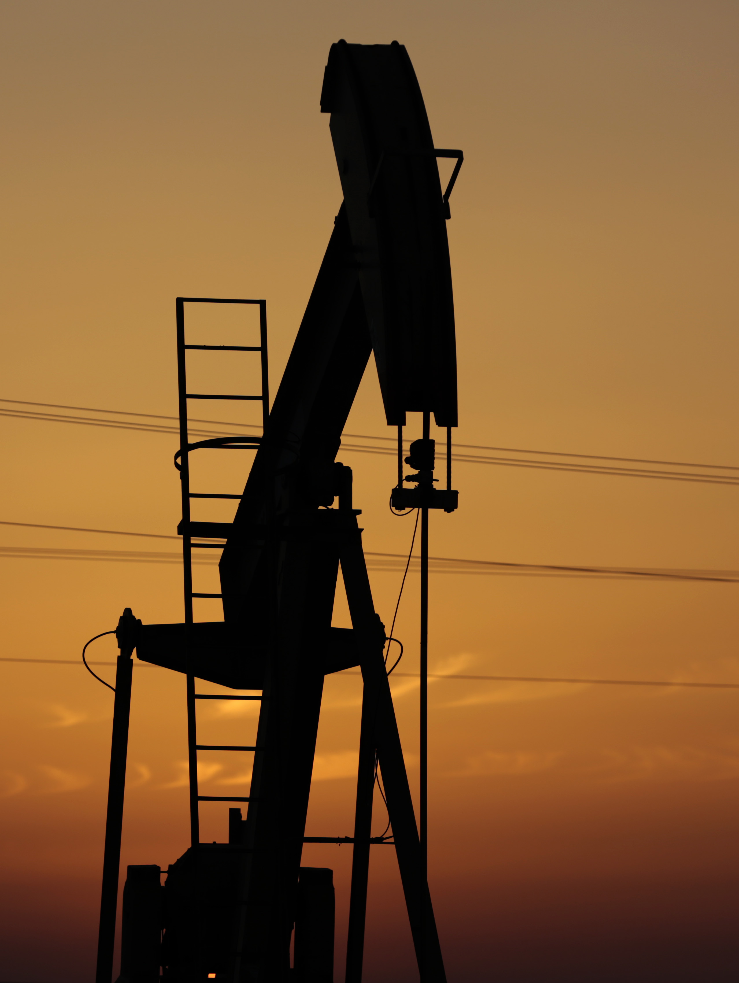 Αυξήθηκε η μηνιαία παραγωγή πετρελαίου στα κράτη-μέλη του ΟΠΕΚ