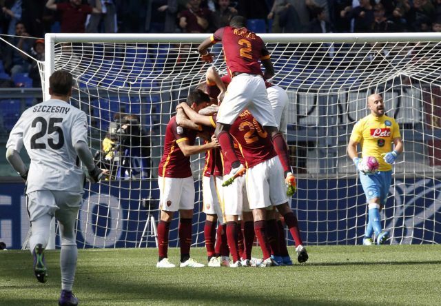 Η Ρόμα νίκησε τη Νάπολι και… έστεψε τη Γιουβέντους