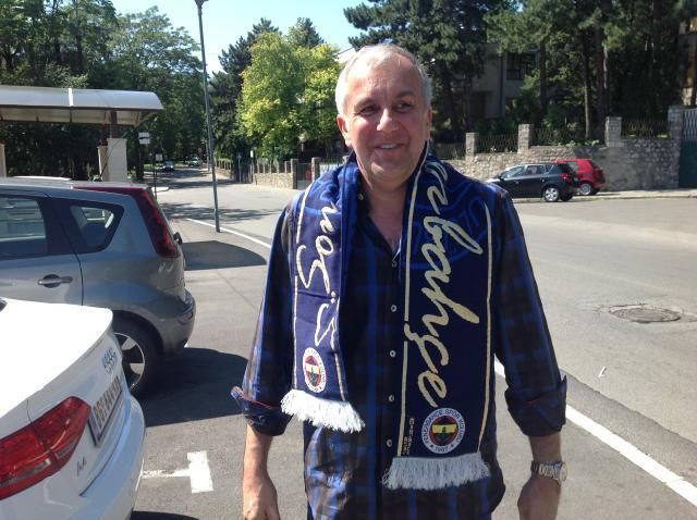 Ο Ομπράντοβιτς αποκάλυψε ότι θα συνεχίσει στη Φενέρμπαχτσε