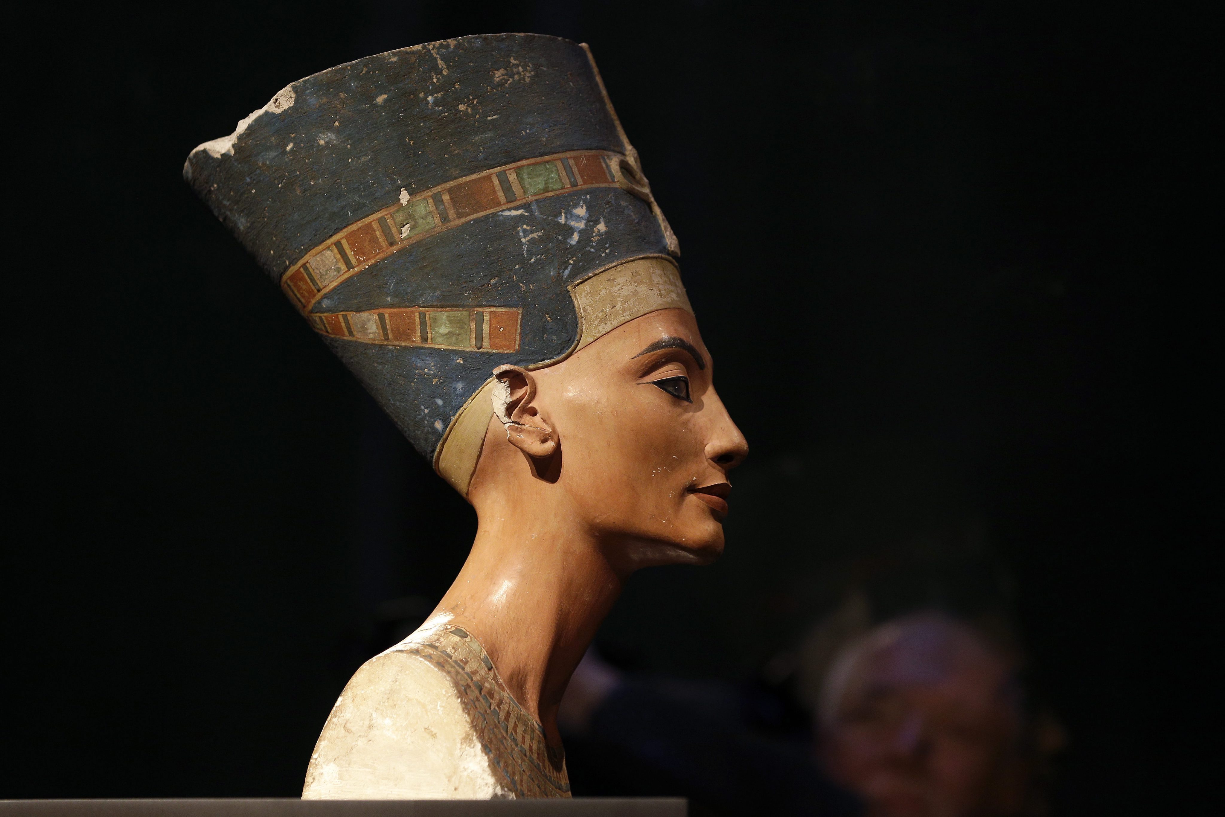 Η Αίγυπτος «κρύβει στοιχεία» της έρευνας για τη Νεφερτίτη, λένε επιστήμονες