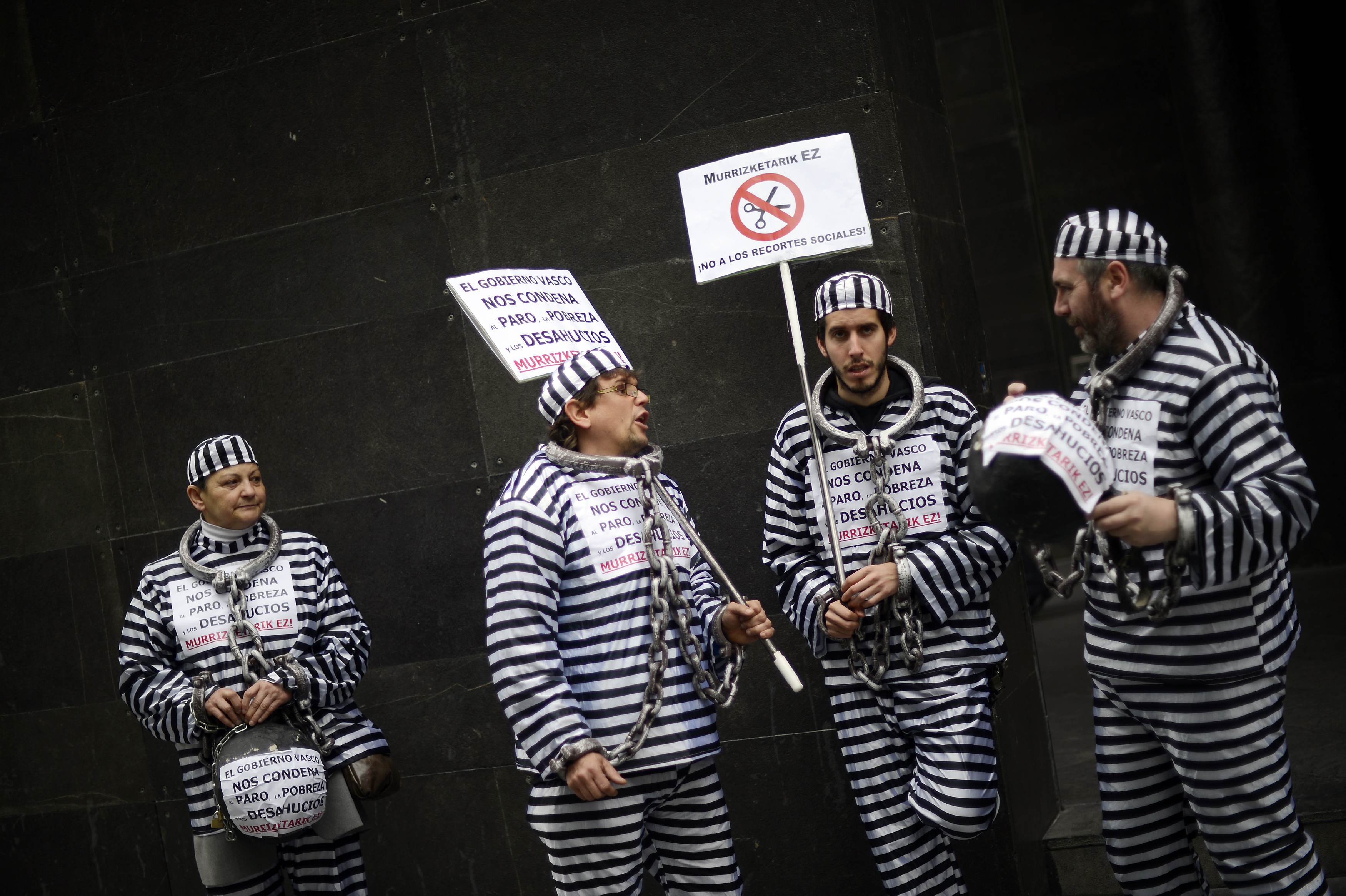 Κολλημένη πάνω από το 24% η ανεργία, πρωταθλήτρια ΕΕ η Ελλάδα