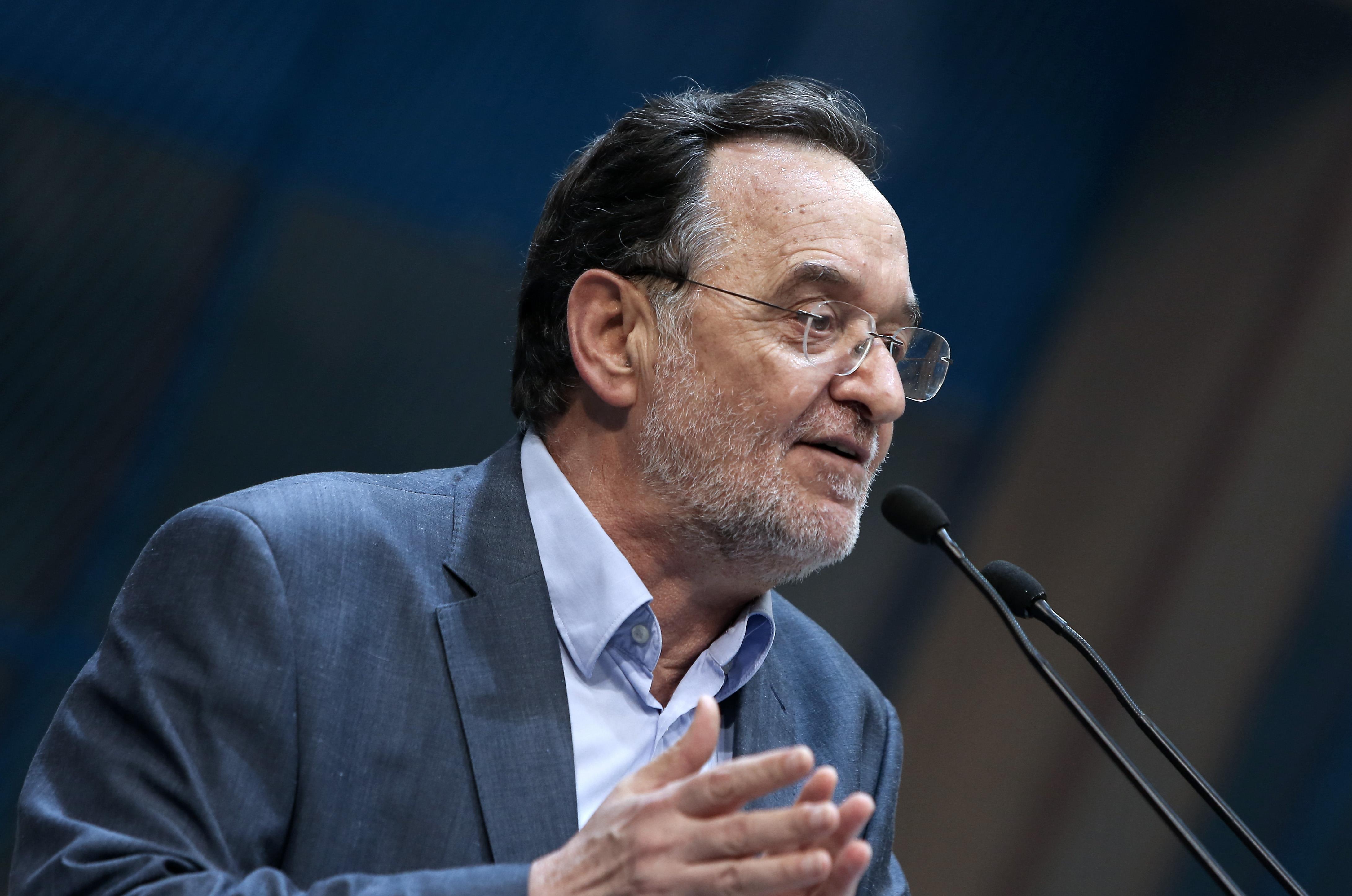 Λαφαζάνης: Ο κατήφορος της κυβέρνησης δεν έχει πάτο