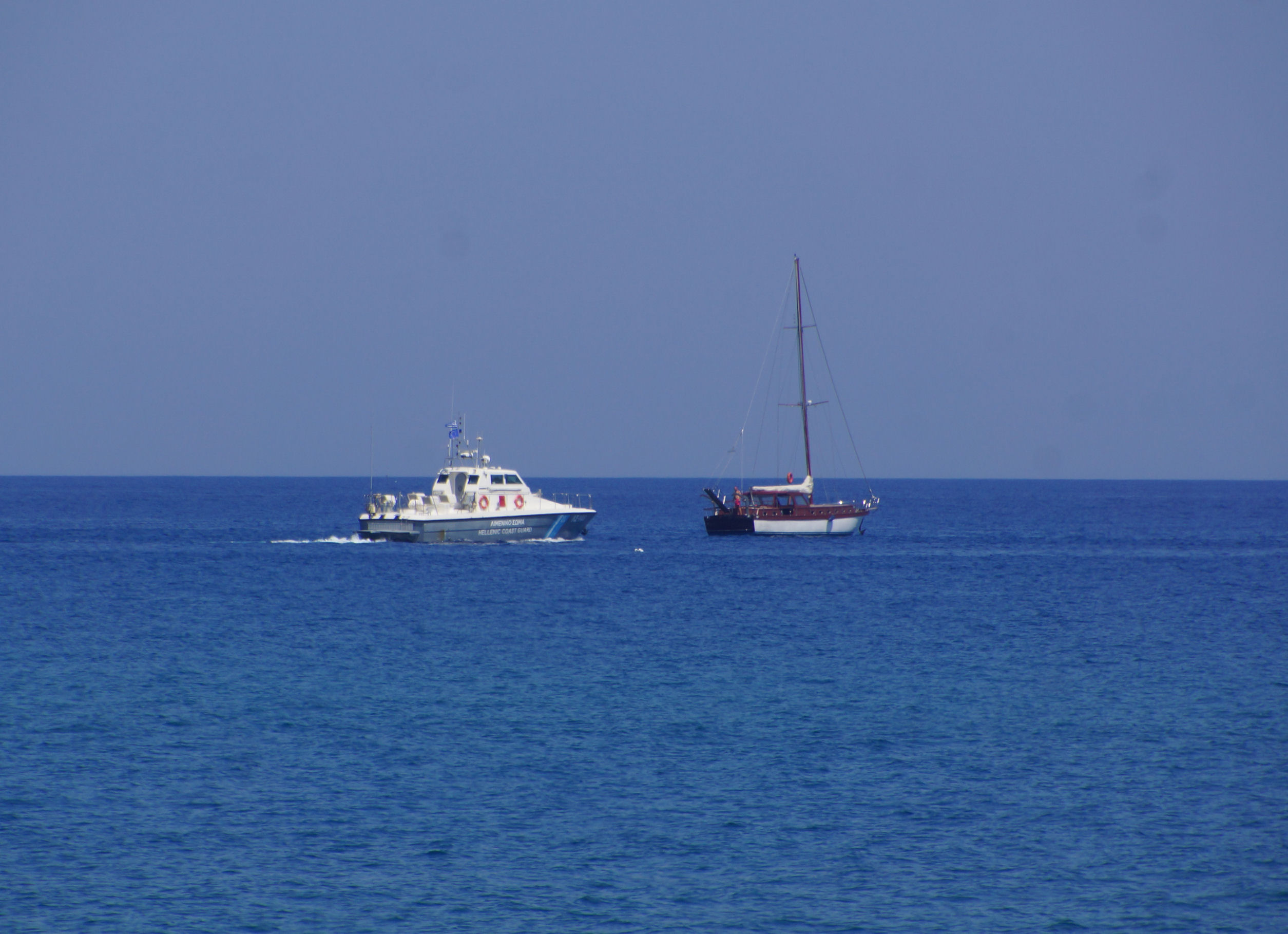 Πρόσκρουση δύο καταμαράν σε βράχια και προσάραξή τους βόρεια της Λευκάδας