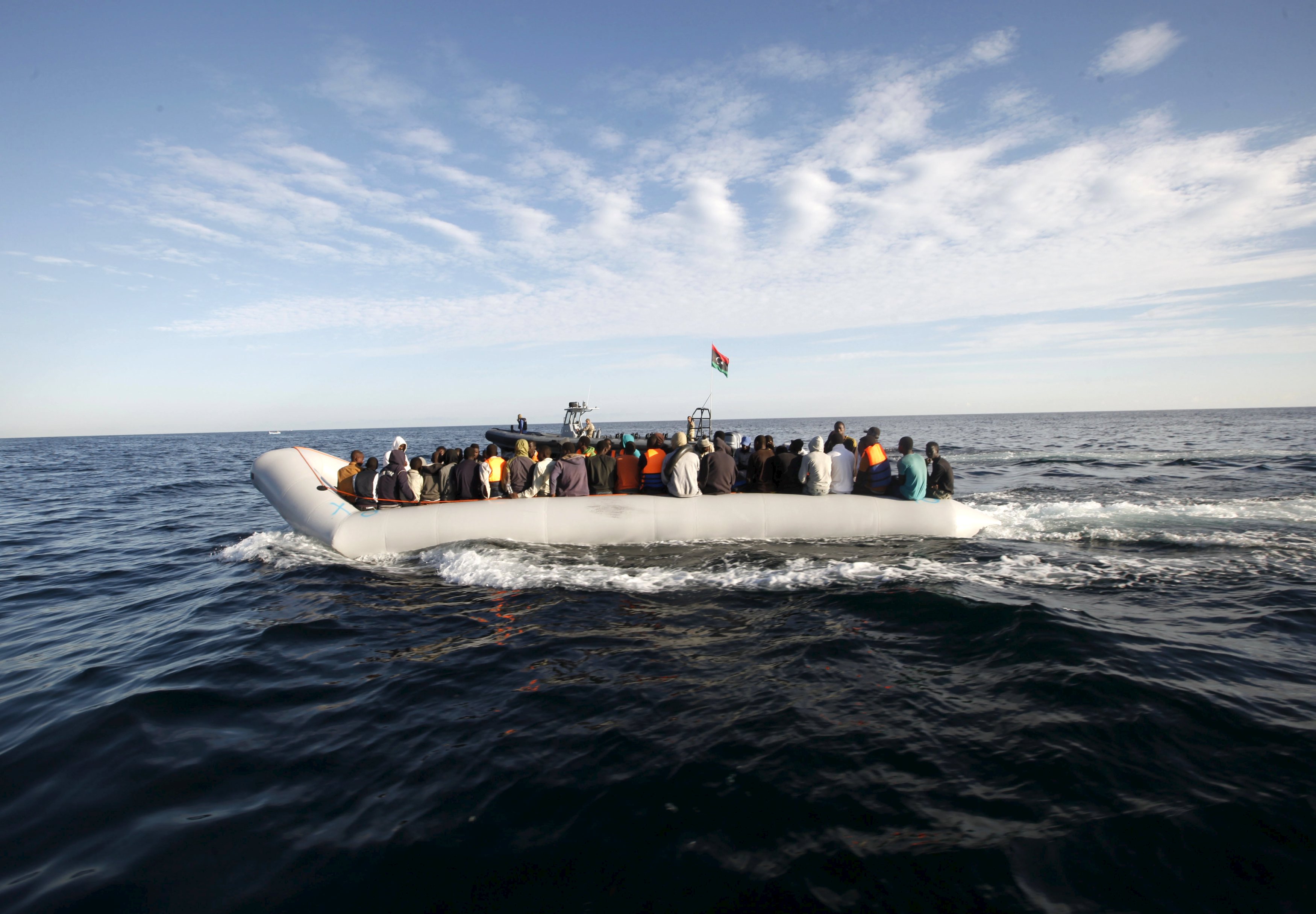 Λιβύη: Σταμάτησαν σκάφη με 500 πρόσφυγες προς την Ευρώπη