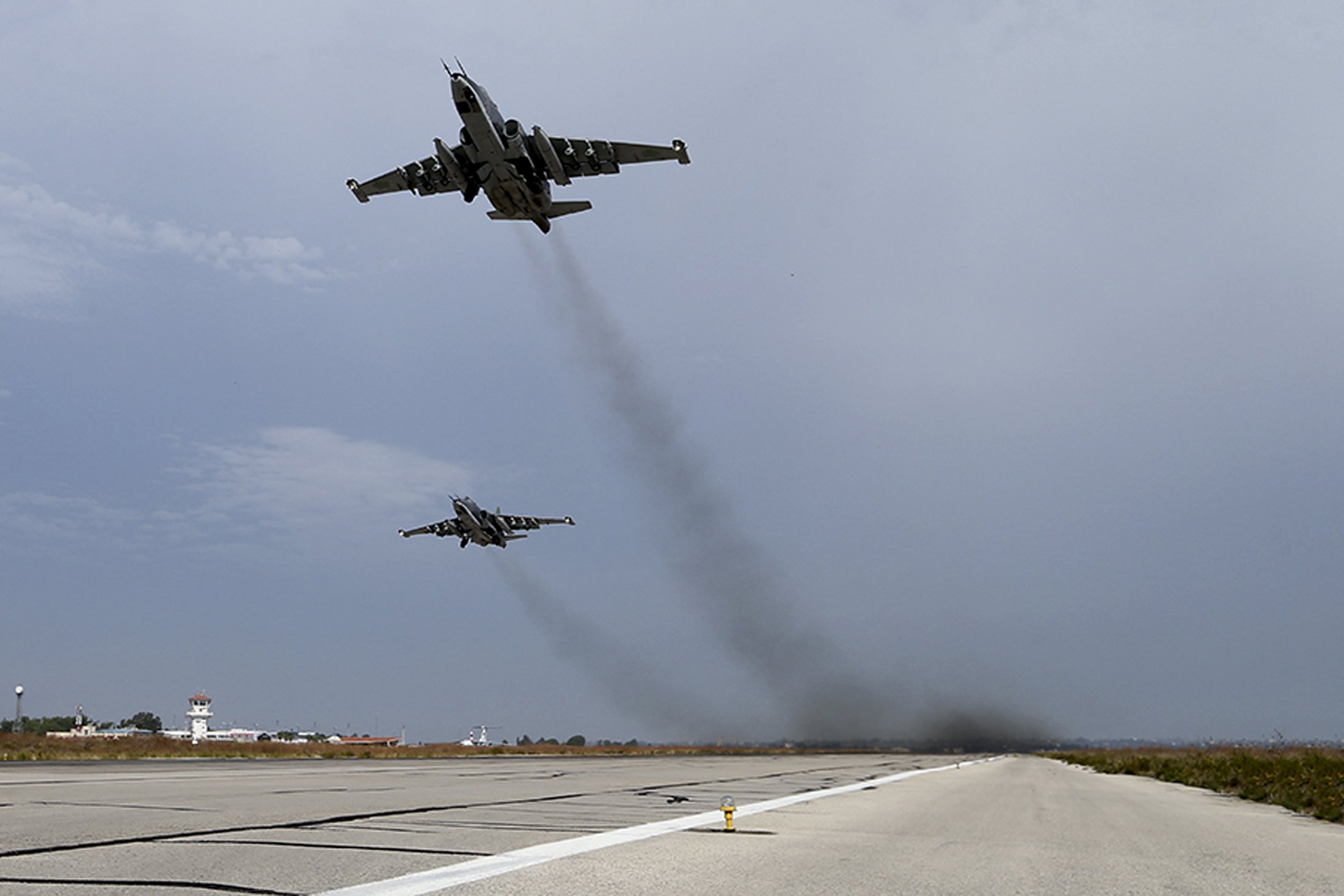 Κοινές αεροπορικές επιδρομές στη Συρία προτείνει στις ΗΠΑ η Ρωσία
