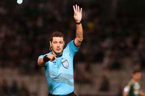 Ο Αρετόπουλος «σφυρίζει» στον… τελικό της Σούπερ Λιγκ