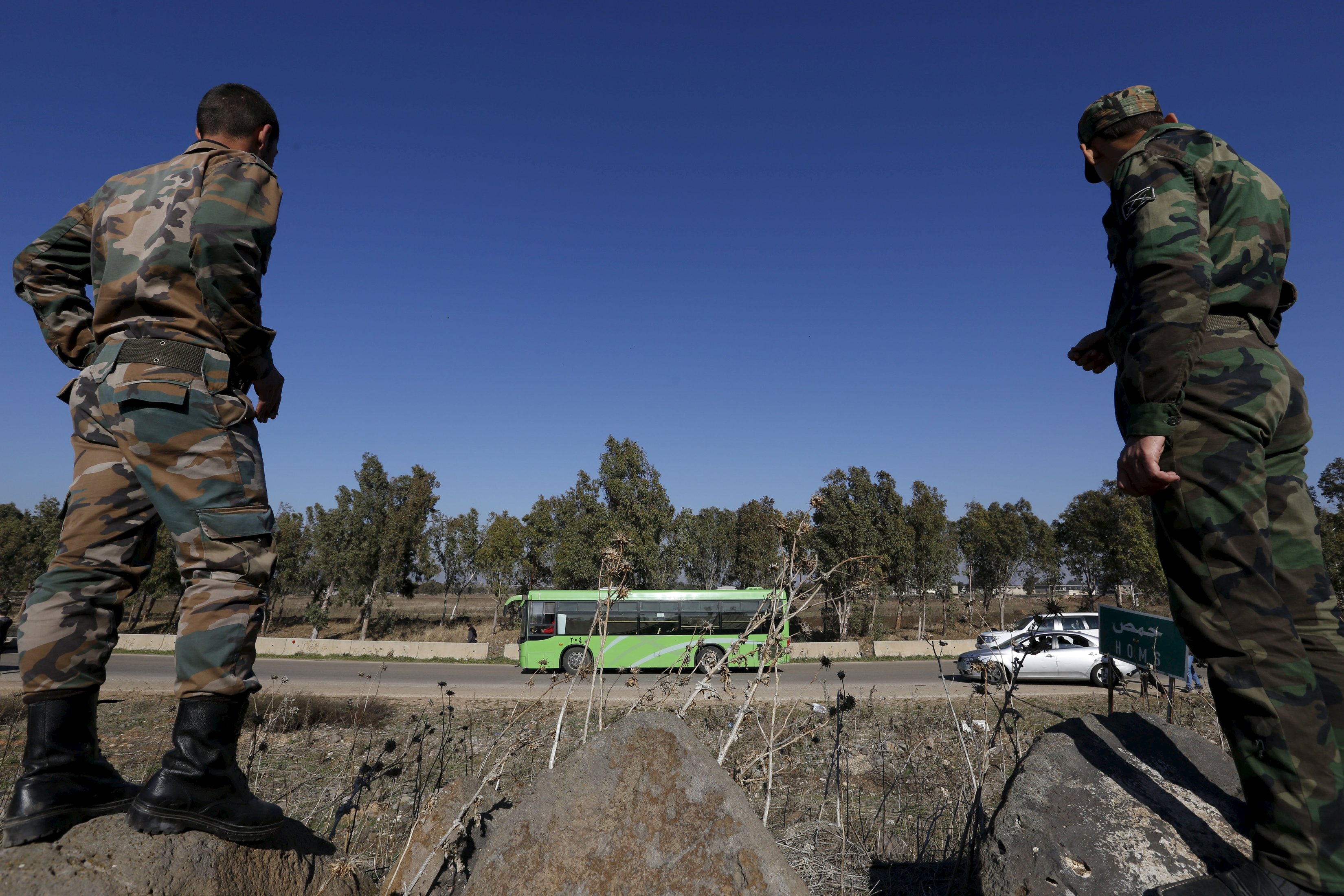 Παράταση εκεχειρίας στη Δαμασκό, διαπραγματεύσεις για το Χαλέπι