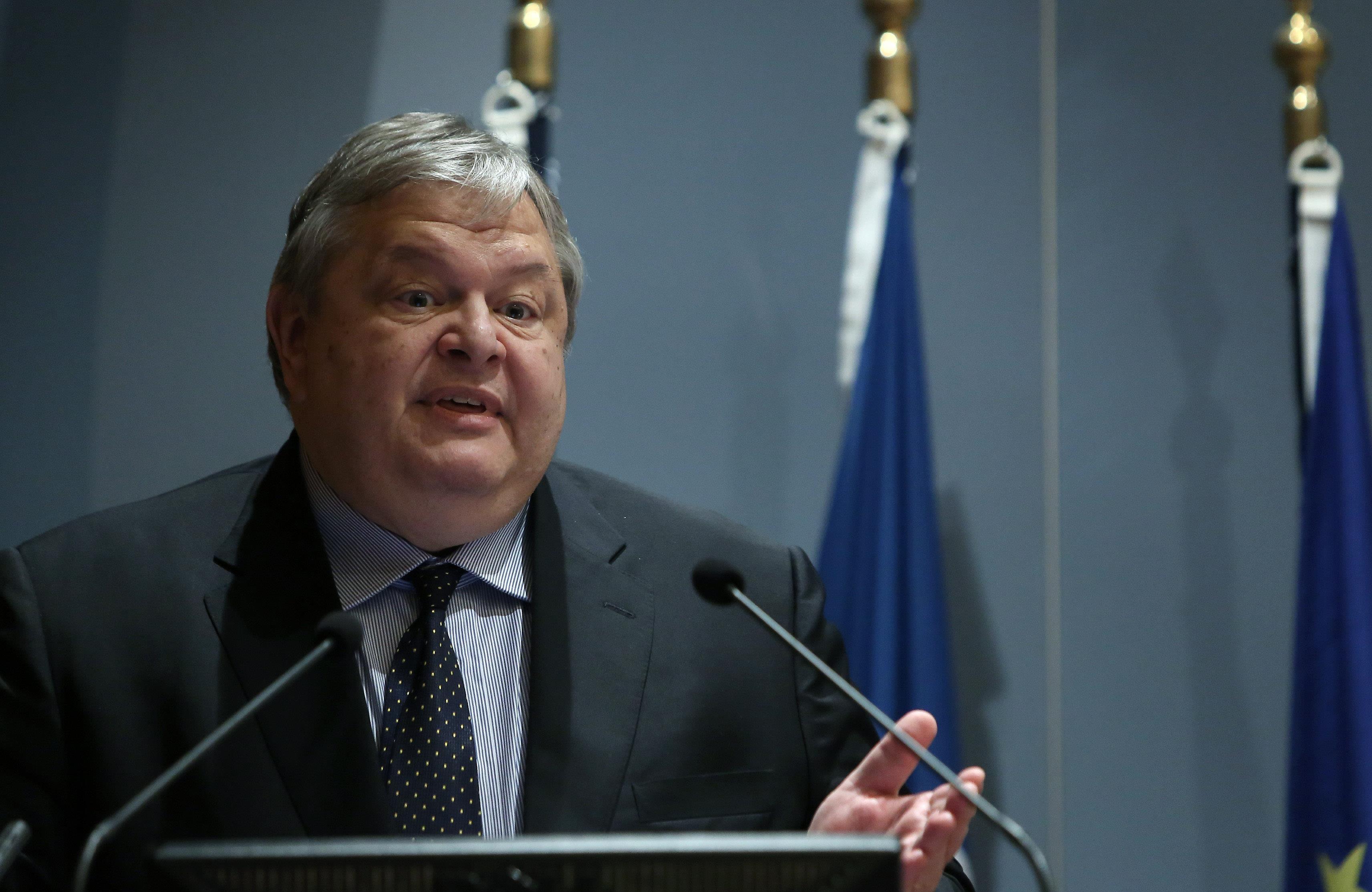 Βενιζέλος: Την κυβέρνηση στηρίζει κομμάτι της ΝΔ