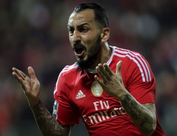 Στην Μπενφίκα ως το 2020 ο Κώστας Μήτρογλου