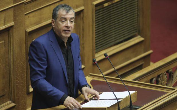 Θεοδωράκης: Το Ποτάμι δεν ψηφίζει νέους φόρους