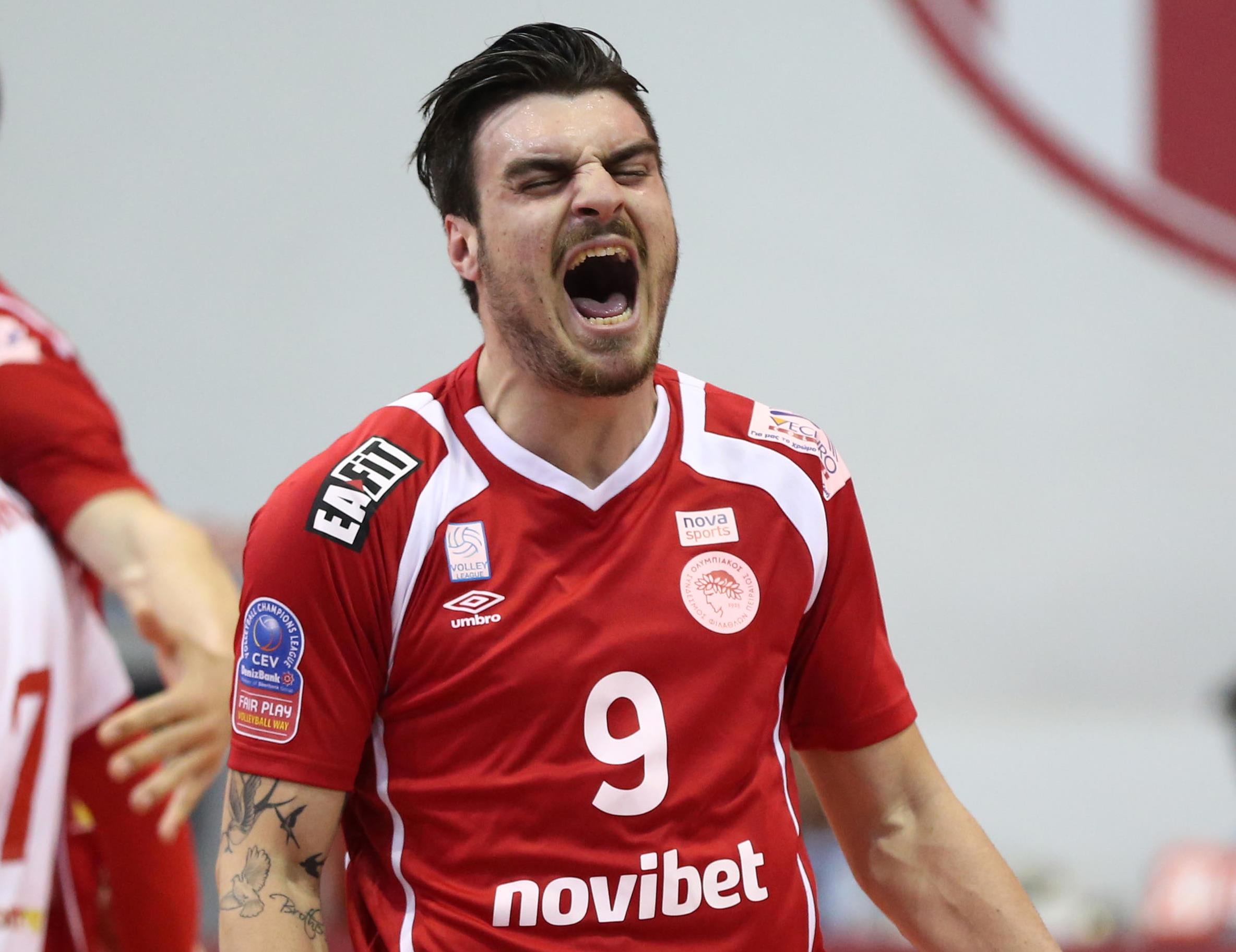 Ο Κοκκινάκης παρέμεινε στον Ολυμπιακό για τίτλους και Ευρώπη